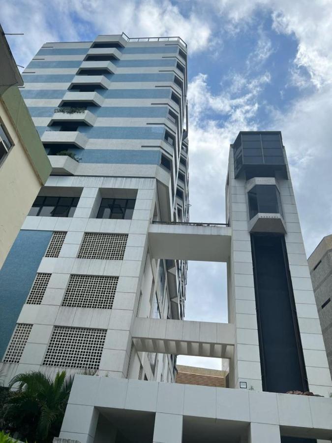 Excelente Localizacao Na Barra -Climatizado-Garagem Apartamento Salvador Exterior foto